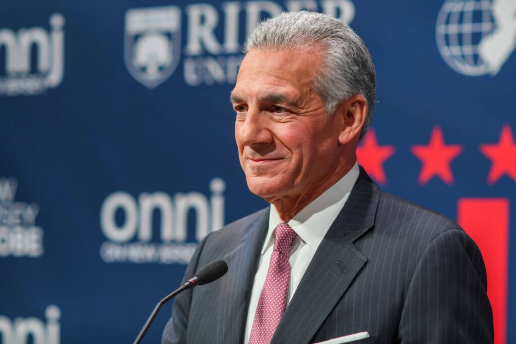 Democratic mayor endorsing Ciattarelli, switching parties