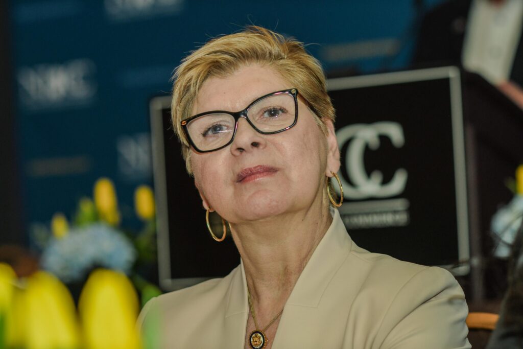 Pou will also refuse salary during likely shutdown