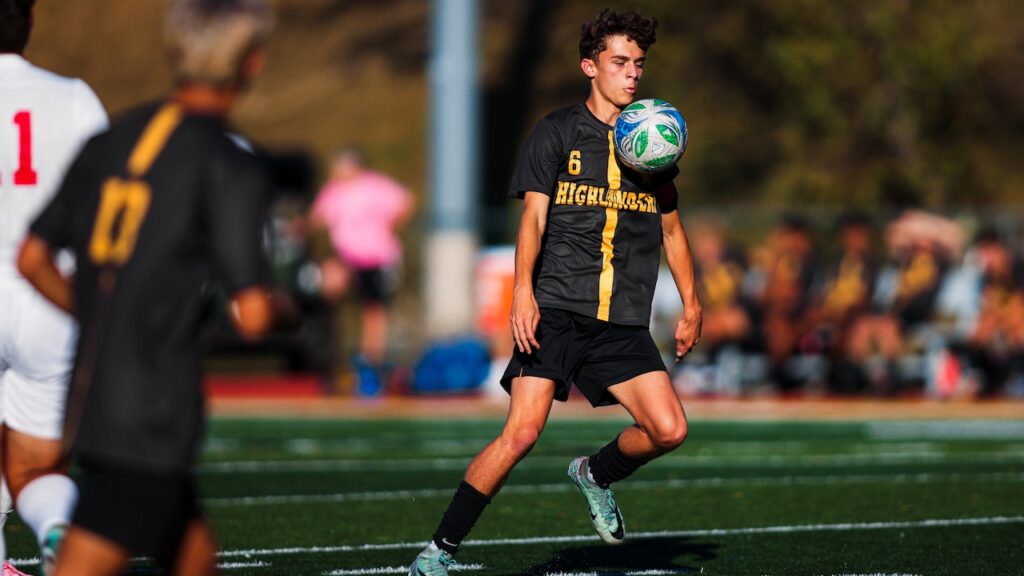 West Milford close to division title after win over Lakeland - Boys soccer recap