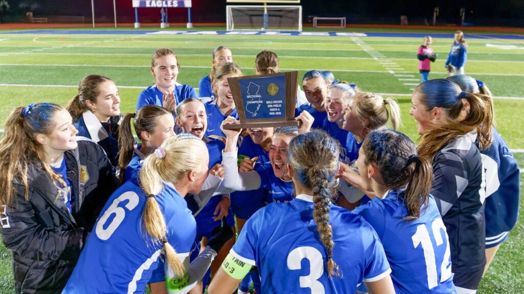 No. 2 Paul VI blanks Trinity Hall, repeats as South, NP-A champ