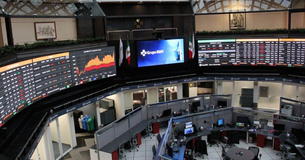 Ameriserv's mortgage revenue fell in 2025