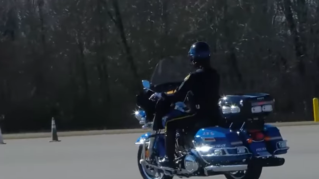 First female Memphis Police motorcycle officer retires after nearly 40 years with department