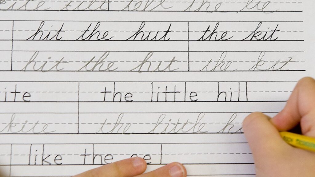 NJ elementary school students will learn cursive again – NBC10 Philadelphia