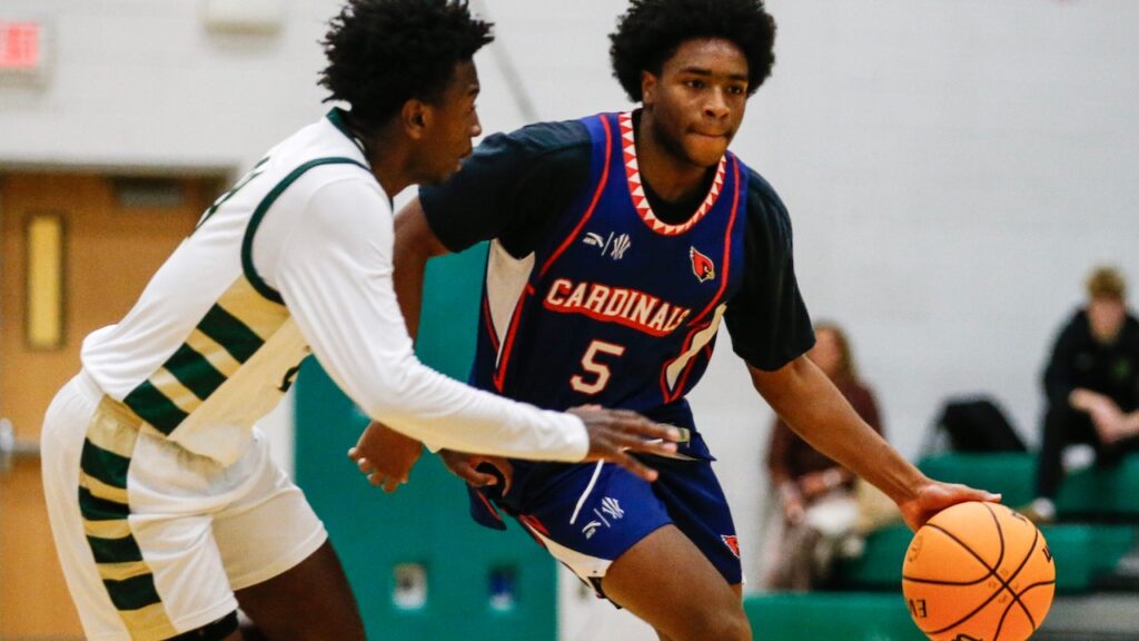 No. 1 Plainfield boys basketball over Woodbury - Stay Public Basketball Showcase
