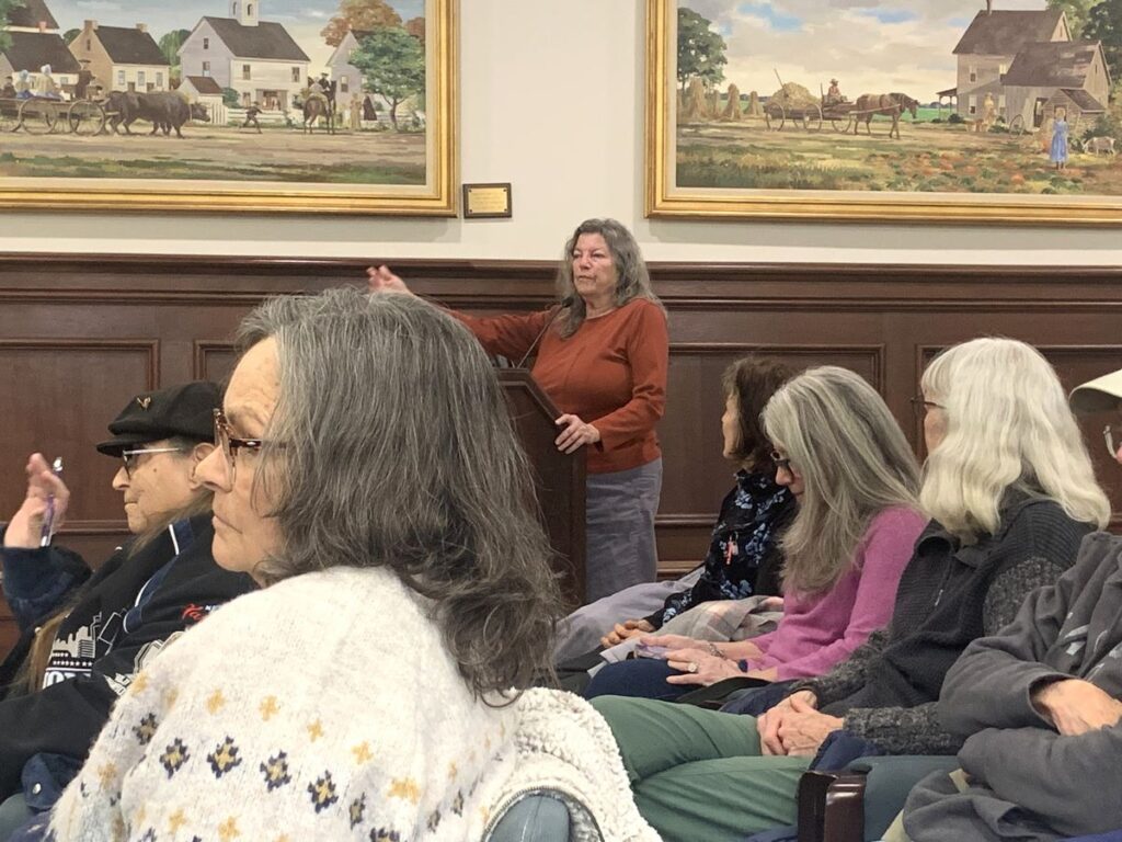 Residents Urge CMC not to Support ICE