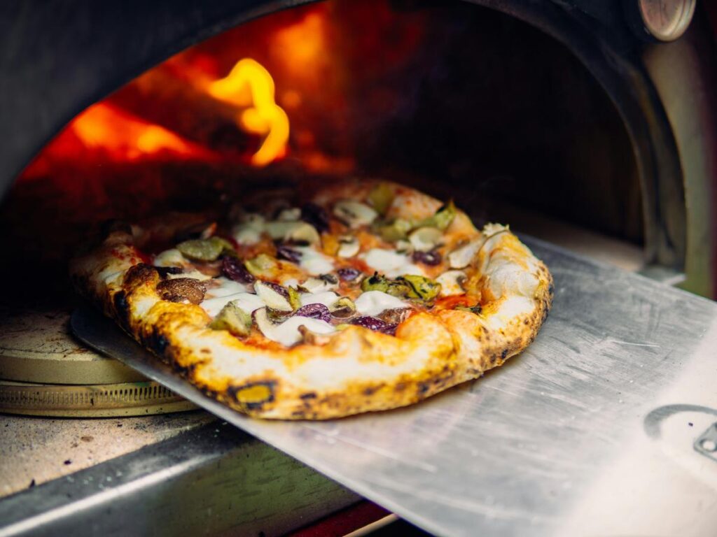 This NJ Pizzeria Feels Like Eating at Grandma’s in the 1970's