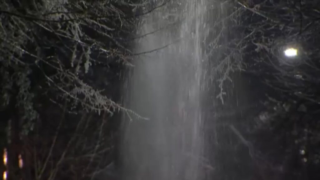 Broken water main covers cars, trees in ice in South Philly – NBC10 Philadelphia