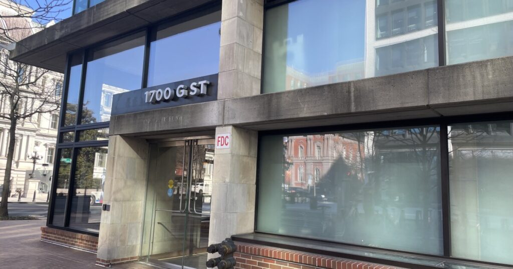 CFPB accused of siding with credit bureaus on complaints