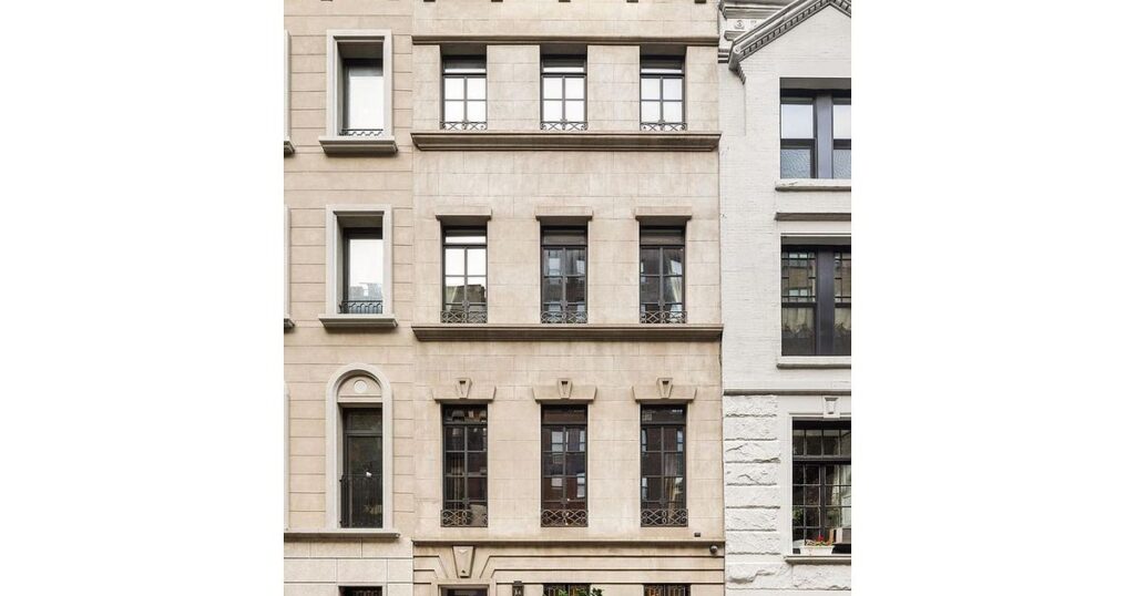 Has a Squatter Has Taken Over This Lenox Hill Mansion?