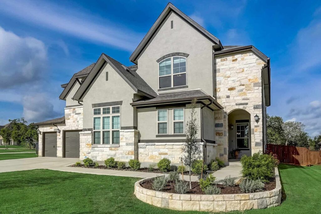 House Hunters Stayed on Sidelines As Rates Dipped Below 6%