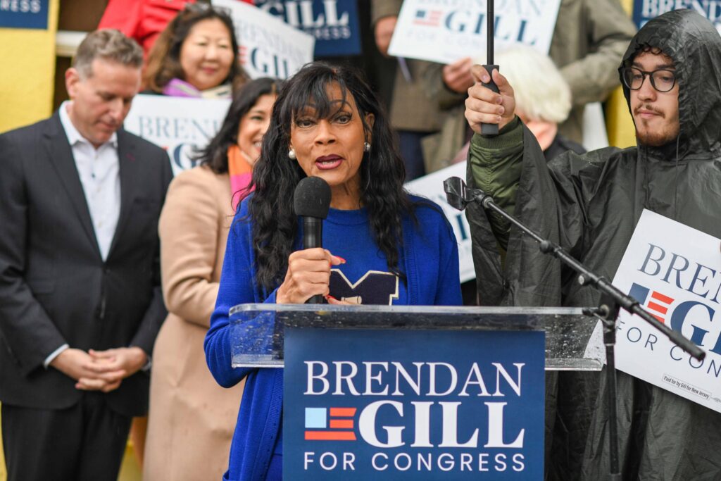 Montclair mayor ends bid for county commissioner