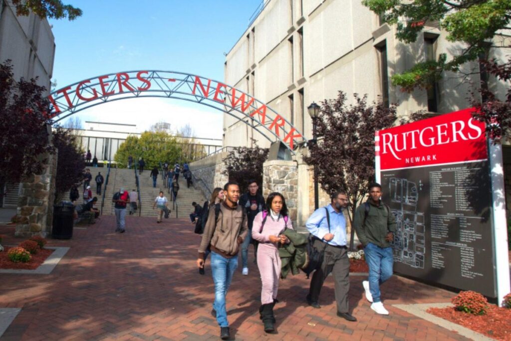 Scammers posing as federal agents target Rutgers-Newark victims