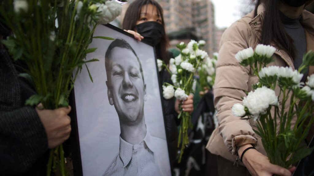 Airman's death in Gaza protest not triggered by mental crisis: report
