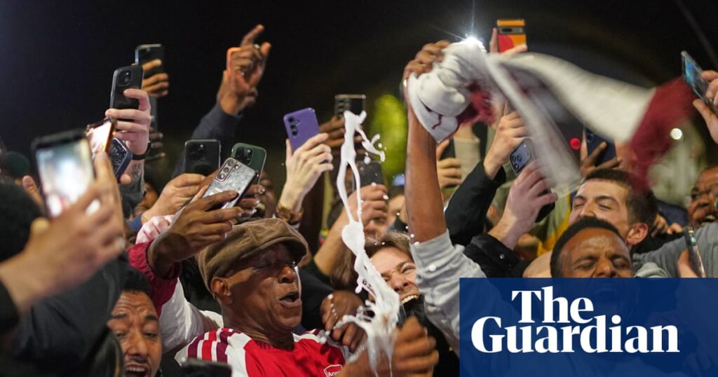 Fever pitch as Ian Wright gets the Arsenal party started | Soccer