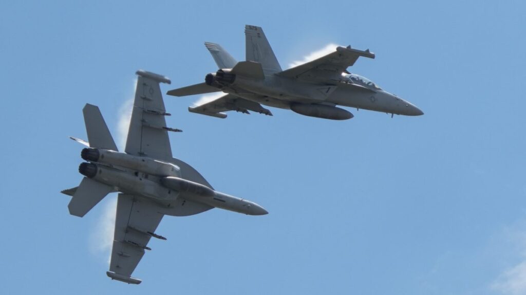 Fighter pilots say safe ejection of Navy crews was a ‘miracle’ Fighter pilots say safe ejection of Navy crews was a 'miracle'