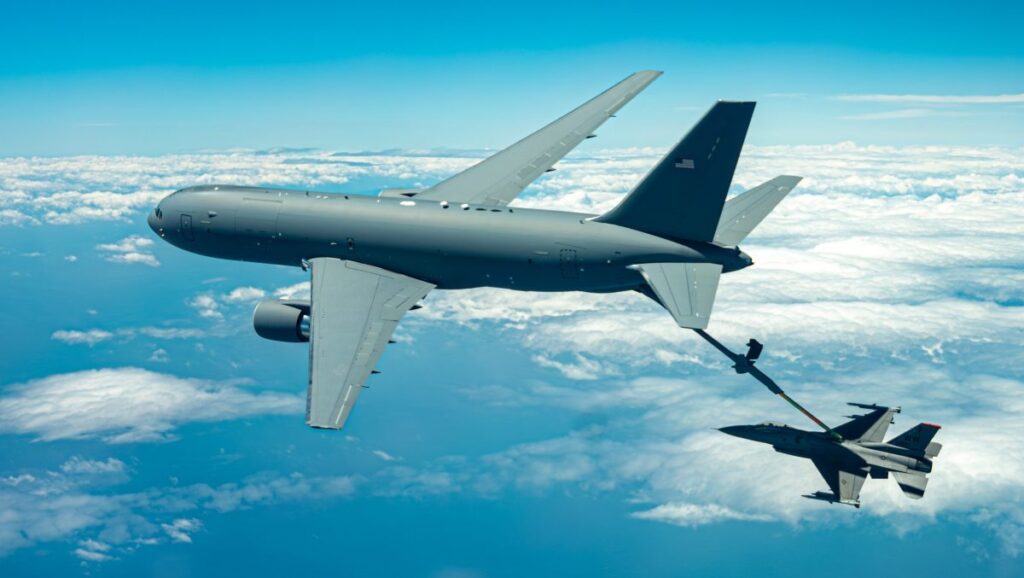 Air Force faults crew in second tanker accident that tore off boom Air Force faults crew in second tanker accident that tore off boom