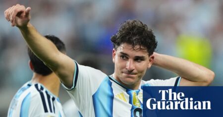 Julián Alvarez transfer news