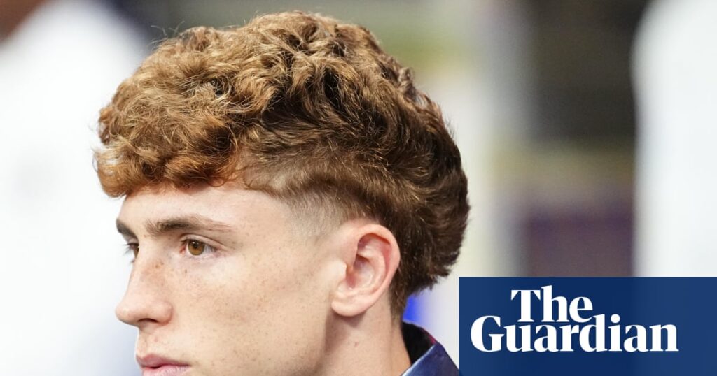 Liverpool beat Newcastle to £34.5m Víctor Muñoz in first signing of Iraola era | Transfer window