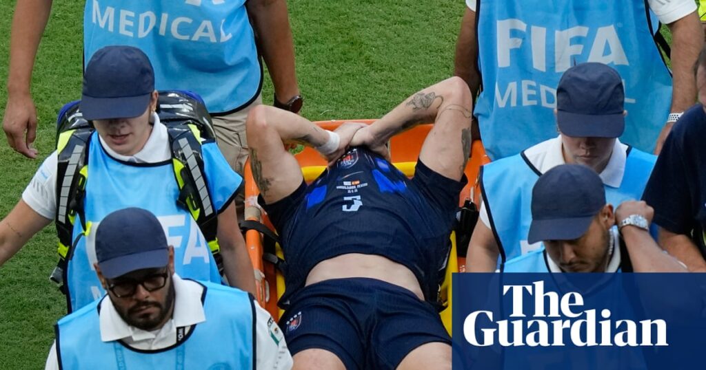 Manchester United’s Manuel Ugarte set for spell on sidelines with knee injury | Uruguay