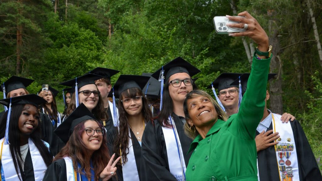 Soldiers can stay in one place for child's final years in high school