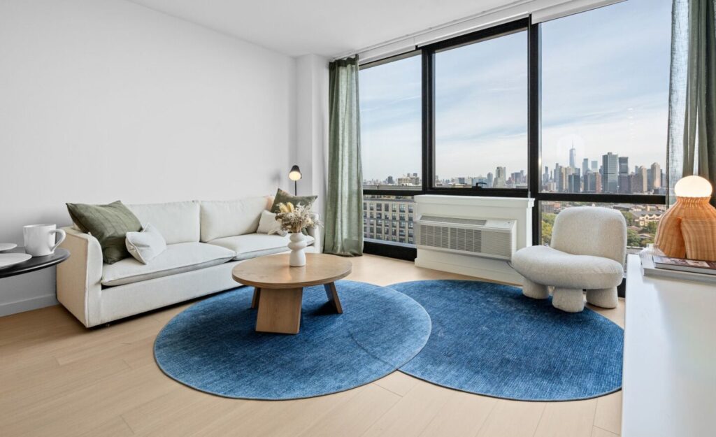 15 Central 626 Newark Ave Jersey City Apartments For Rent 2