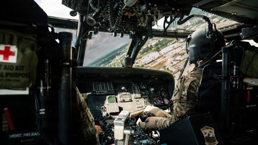 Army pilots to take solo training flights for first time in decades Army pilots to take solo training flights for first time in decades
