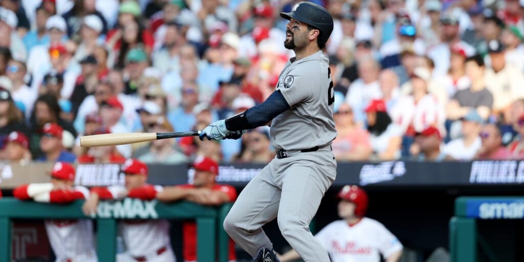 Austin Wells homers as Yankees beat Phillies