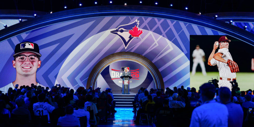 Blue Jays sign top 2026 Draft pick Cole Carlon (source)