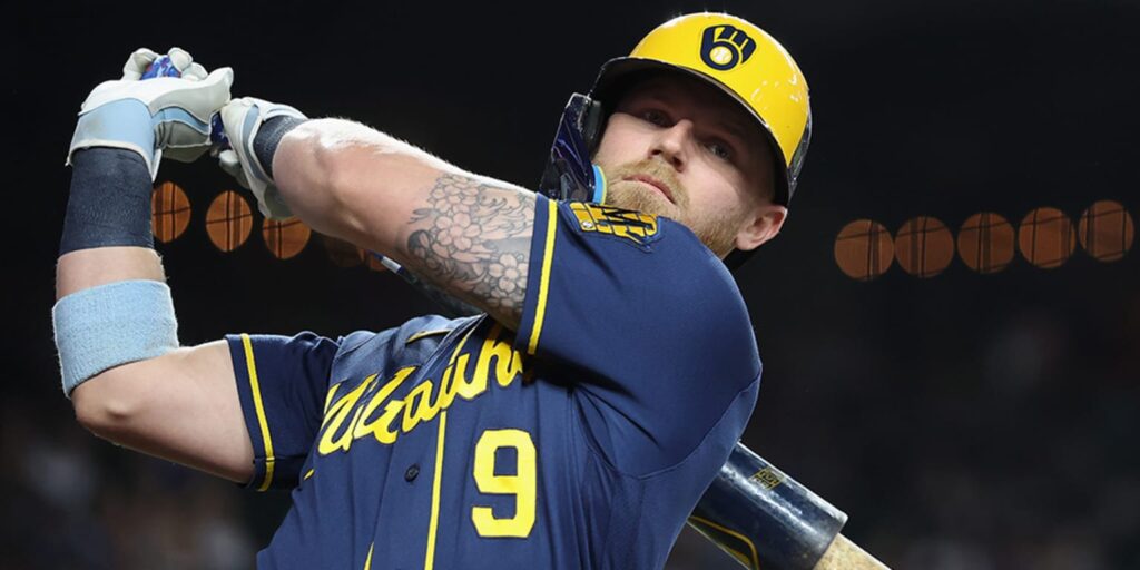 Brewers first baseman Jake Bauers has fractured big toe