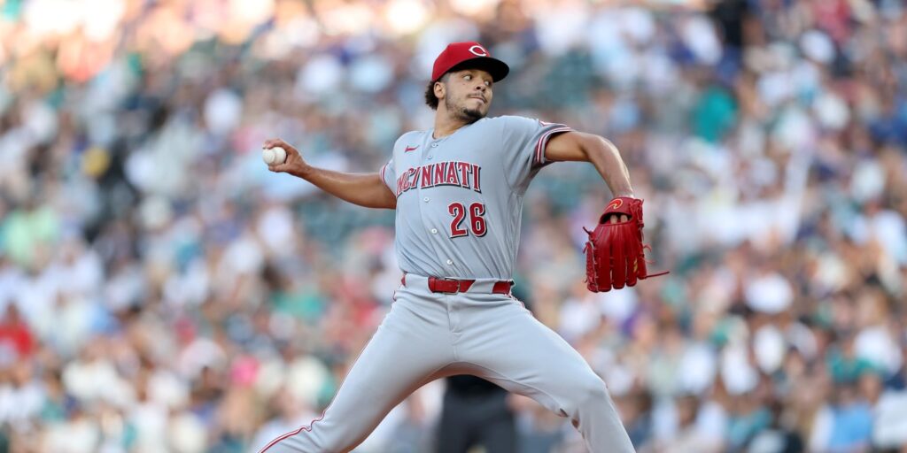 Chase Burns throws 5 scoreless innings vs. Mariners