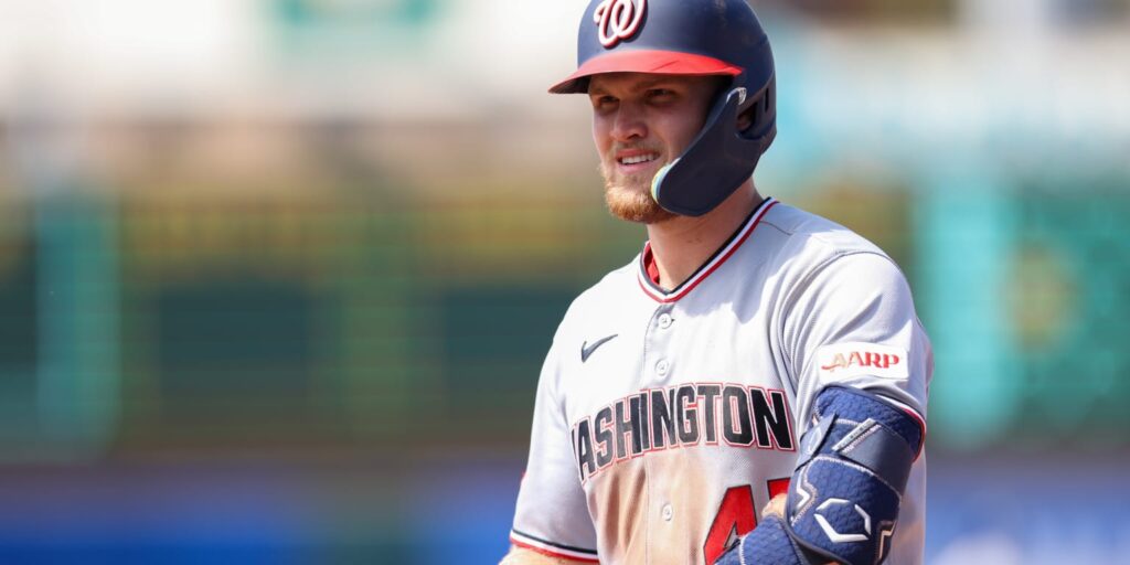 Curtis Mead batting second in Red Sox debut