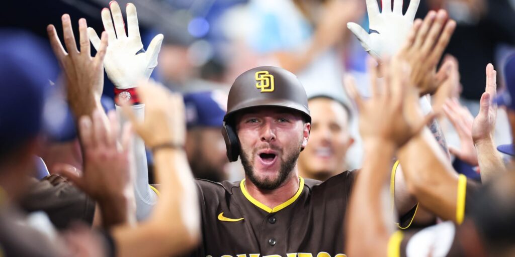 How Padres' hot offense affects Trade Deadline plan