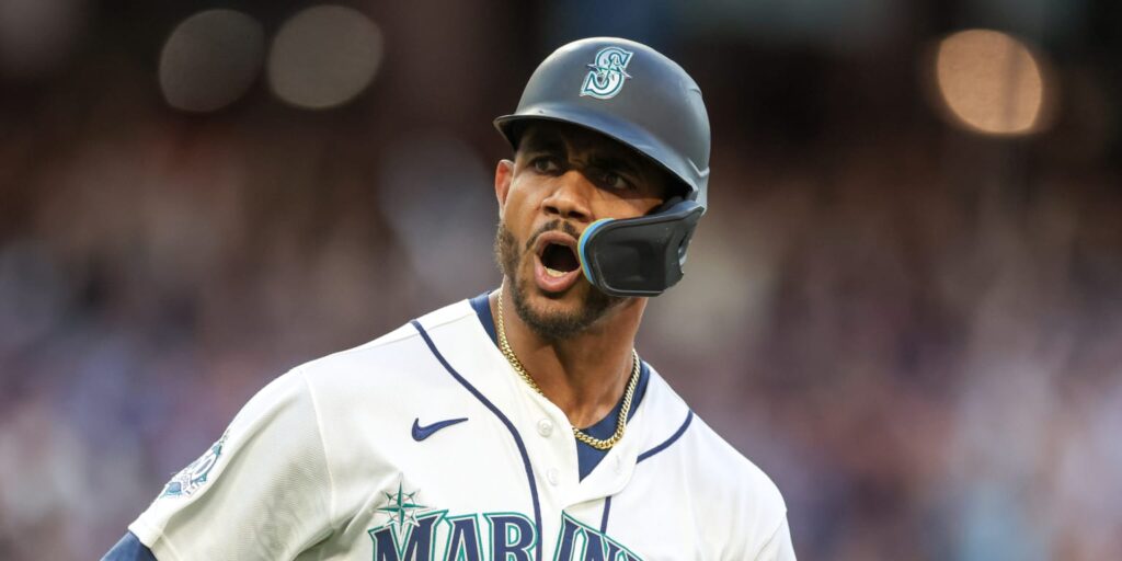 Julio Rodríguez hits walk-off in Mariners’ walk-off win Julio Rodríguez hits walk-off in Mariners' walk-off win