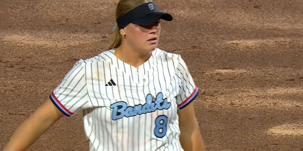Lexi Kilfoyl's dominant relief appearance sends Bandits to AUSL Championship Series