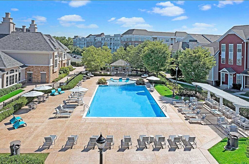 The Grove Somerset Apartments