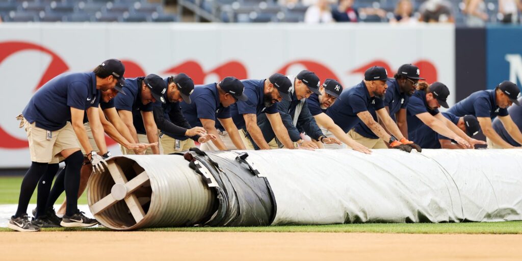 Pirates-Yankees postponed July 21, 2026