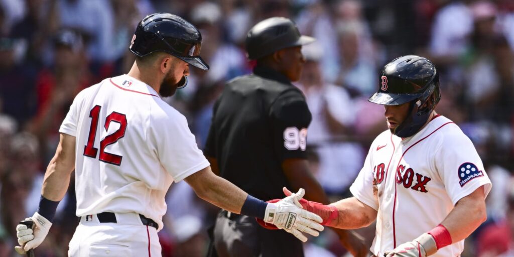 Red Sox win 15th straight game