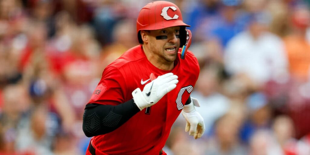 Reds' Spencer Steer placed on injured list with wrist injury