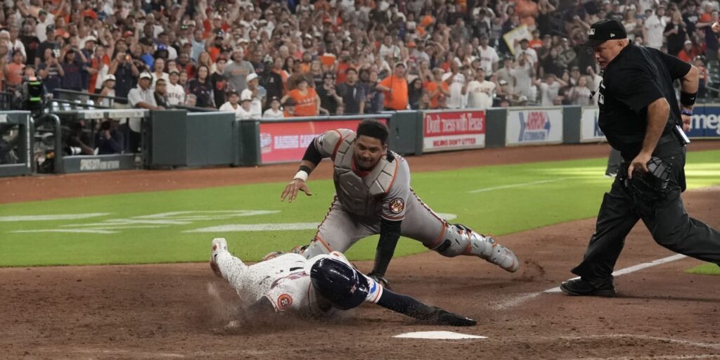 Tyler O’Neill, Orioles defeat Astros in 11 innings Tyler O'Neill, Orioles defeat Astros in 11 innings