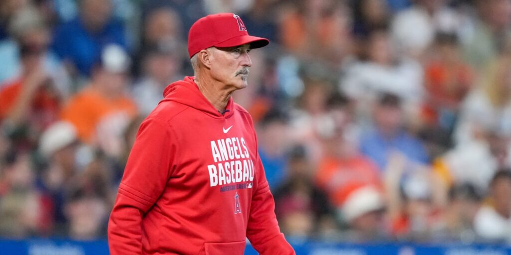 Angels dismiss Mike Maddux, Dom Chiti, Darryl Scott