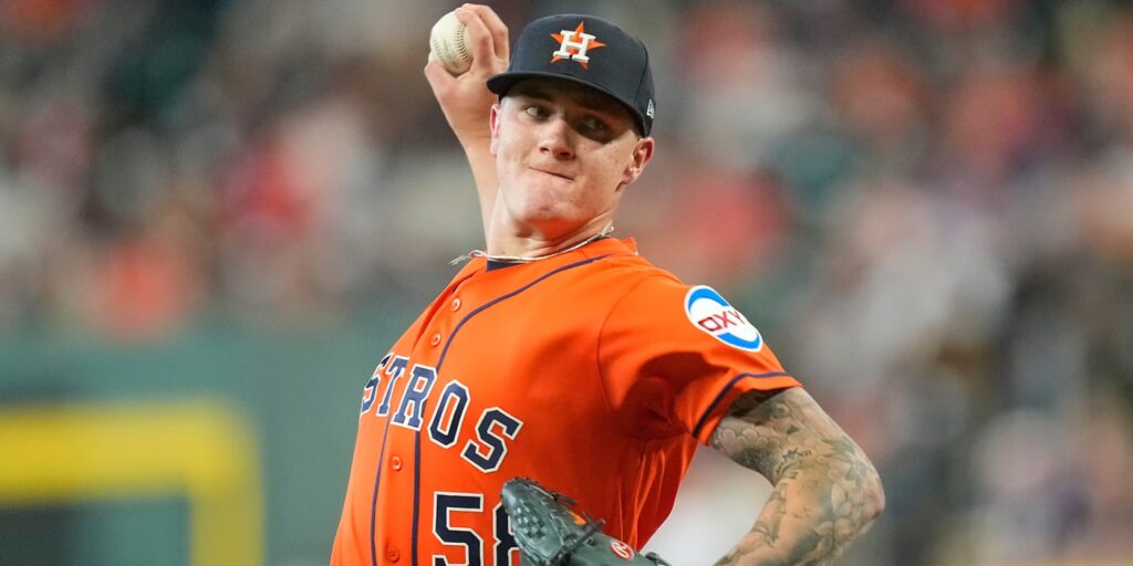 Astros beat Rangers to take over first in American League West