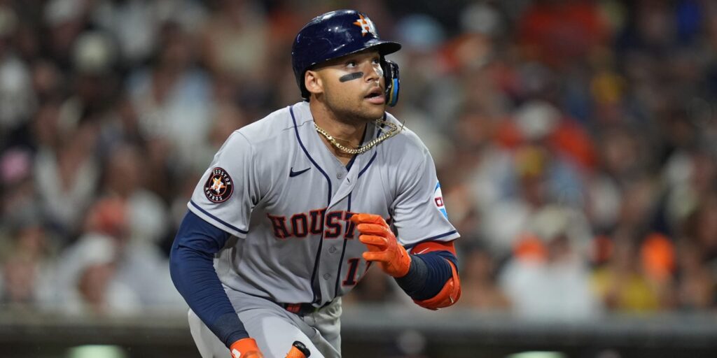 Cam Smith powers Astros with 2 home runs