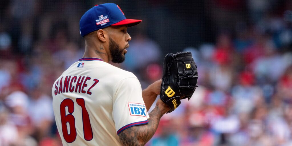Cristopher Sánchez strikes out seven against Cardinals Cristopher Sánchez strikes out seven against Cardinals