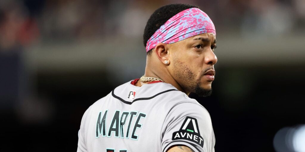Diamondbacks' Ketel Marte heading for MRI on knee after restricted list placement