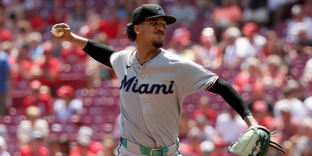 Eury Pérez logs six scoreless innings in win over Reds