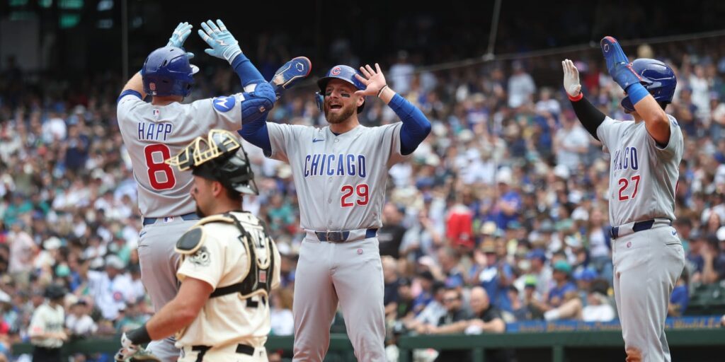 Ian Happ hits grand slam as Cubs win vs. Mariners