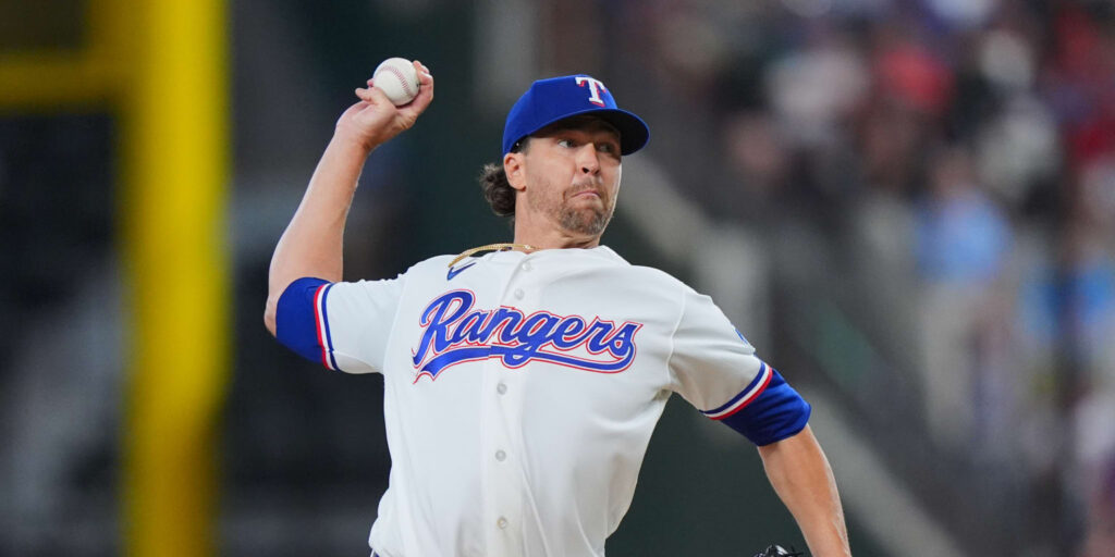 Jacob deGrom reaches 2,000 career strikeouts