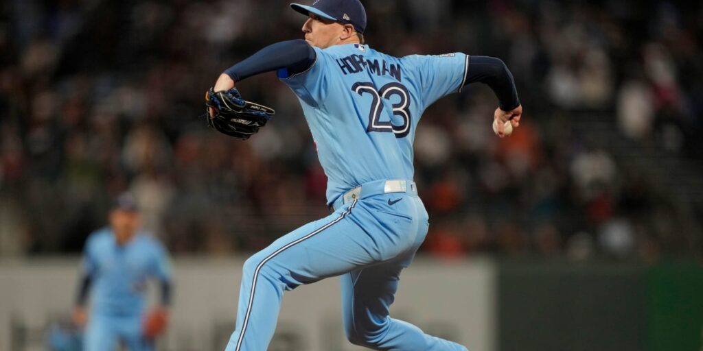 Jeff Hoffman traded to Twins from Blue Jays