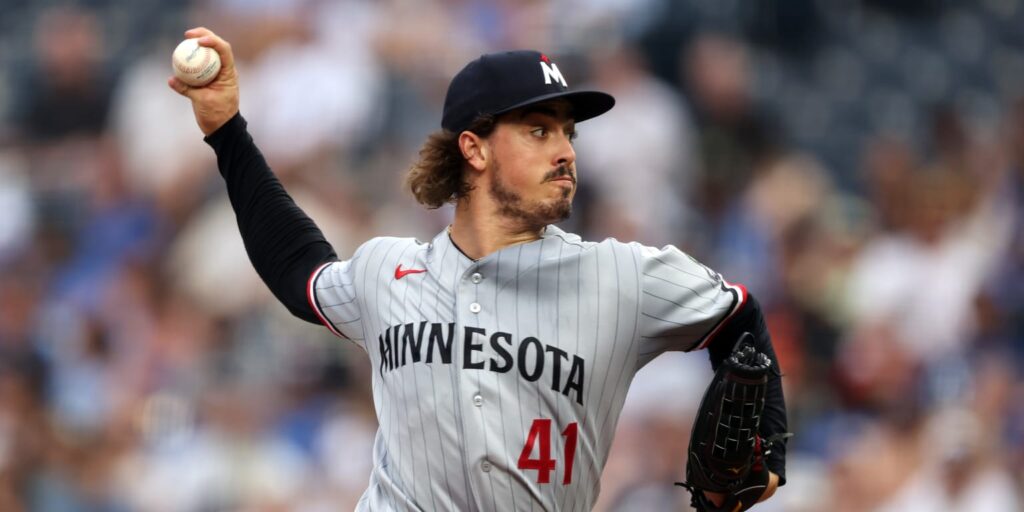 Joe Ryan throws off mound for first time since injury