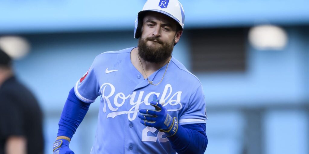 Kyle Isbel homers with Spider-Man bat on Players' Weekend
